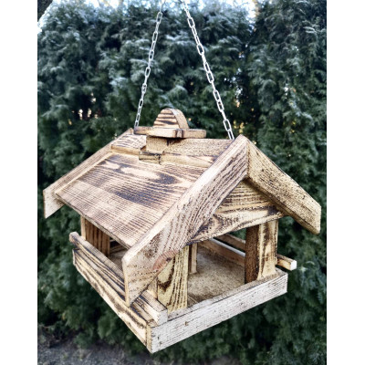 Karmnik dla ptaków z drewna,  z łańcuszkiem do zawieszenia.